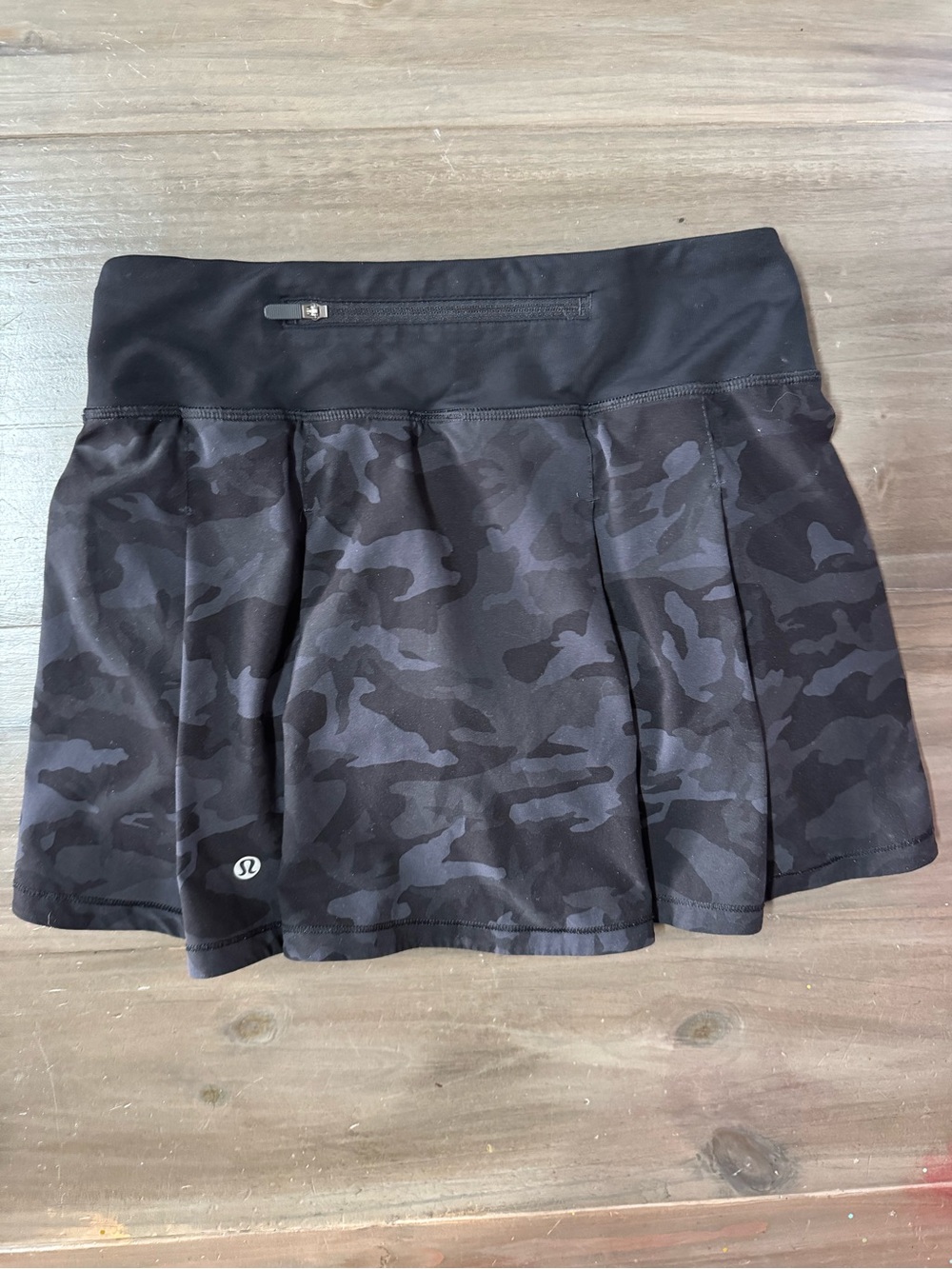 Lululemon Pace Rival Skirt Incognito Camo Women’s 2 Athleisure Travel